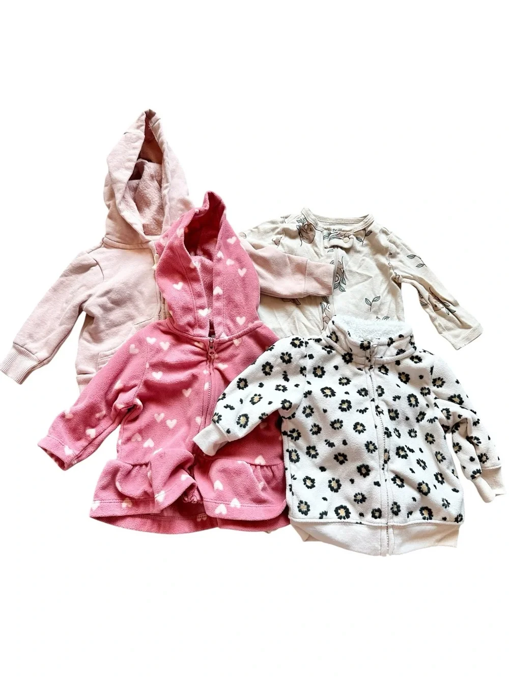 Carter’s/ Child of mine 4 piece baby girl outfit lot Size: 0-3 months